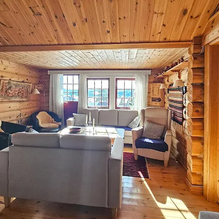 6 Bedroom Lovely In Treungen Casa de Férias